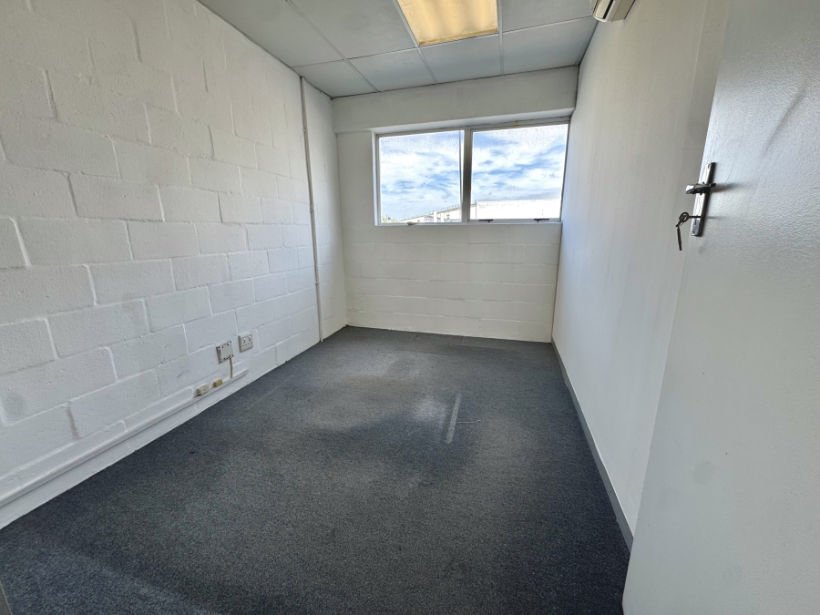 To Let commercial Property for Rent in Montague Gardens Western Cape